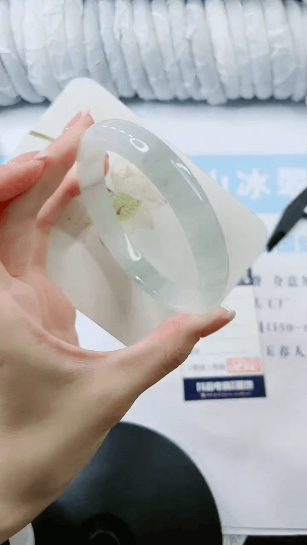 【闪购商品】石英质玉手镯未镶嵌0379378740-62