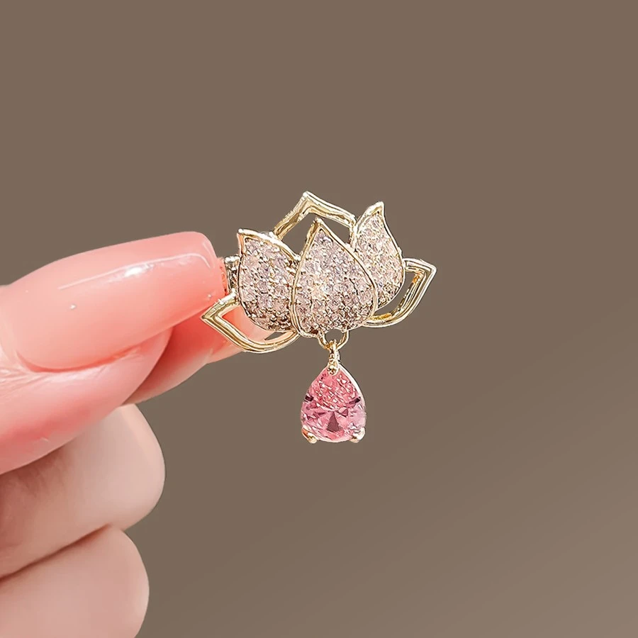 合金胸针 水莲花胸针高档女气质小胸花夏季别针防走光扣固定衣服