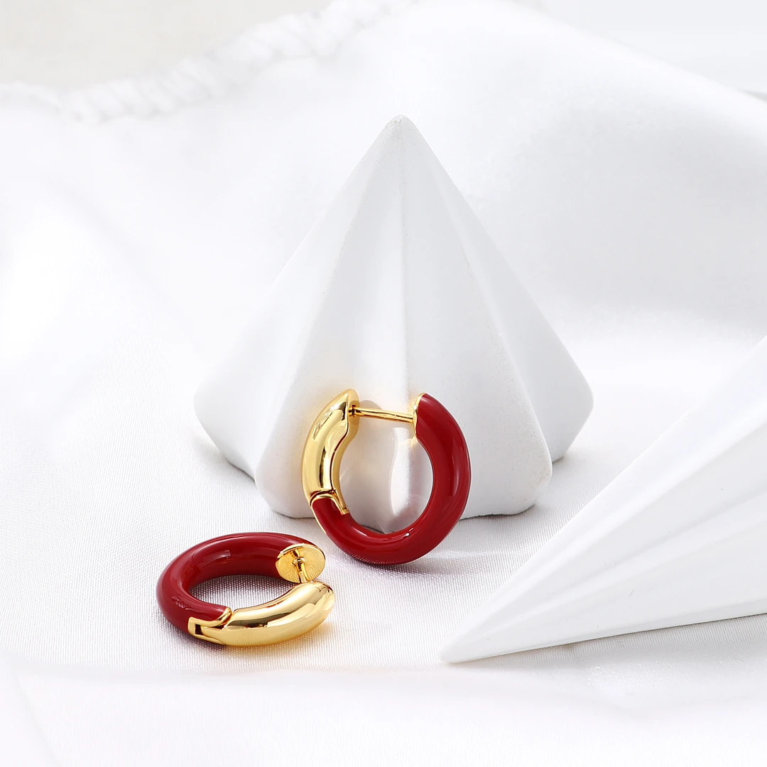 Tender Jinger 铜合金珐琅耳饰 秋冬新款红珐琅双拼耳圈轻奢高级