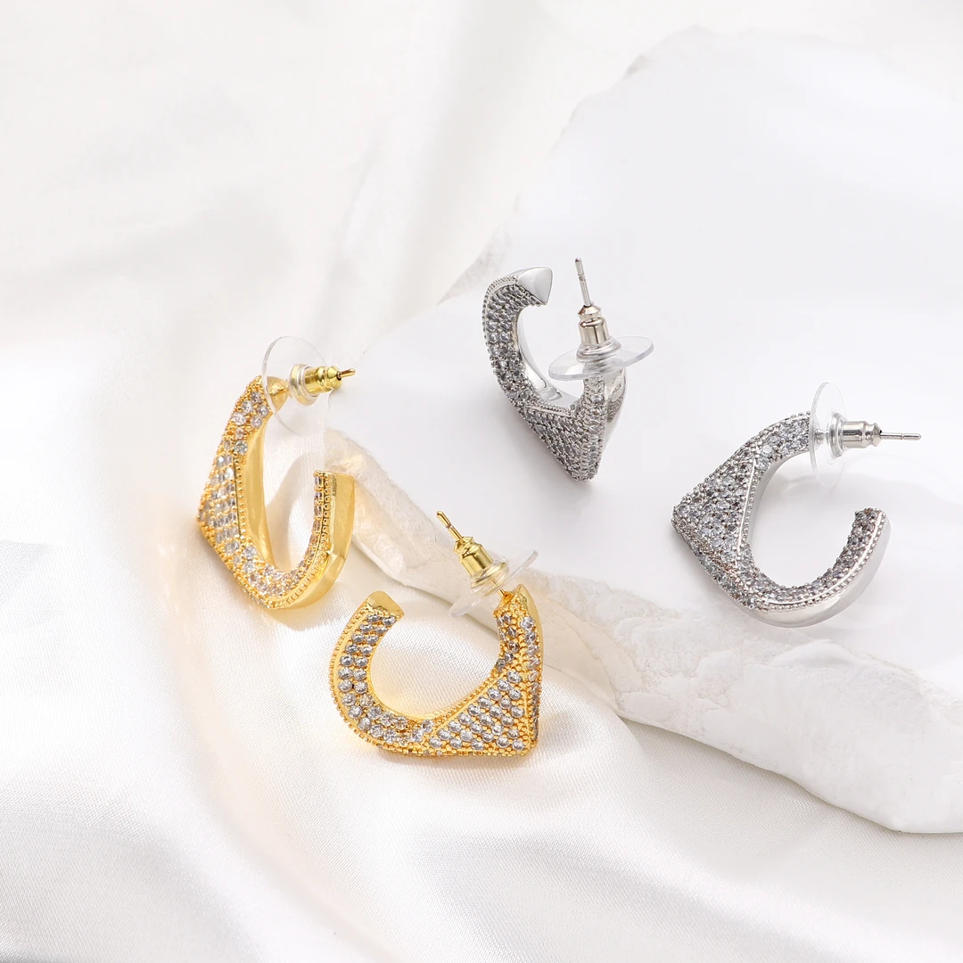 Tender Jinger 铜合金耳饰 秋冬新款满天星三角C形耳饰轻奢高级KE