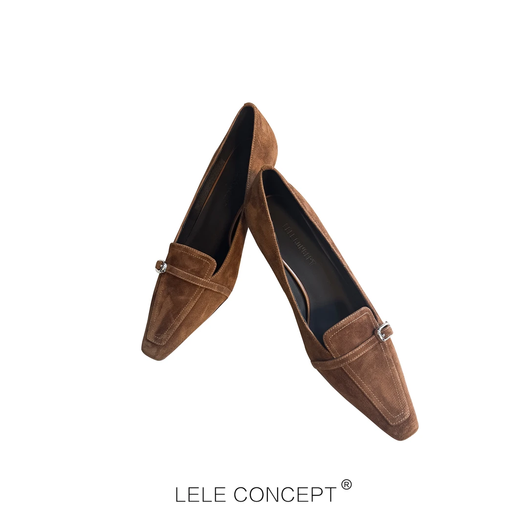 【LELE】秋季新款时尚百搭高级感优雅气质低跟双色肩头单鞋X0098