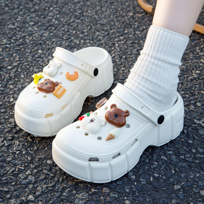 增高厚底网红洞洞鞋女夏季外穿时尚卡通学生百搭包头防滑夏天防臭