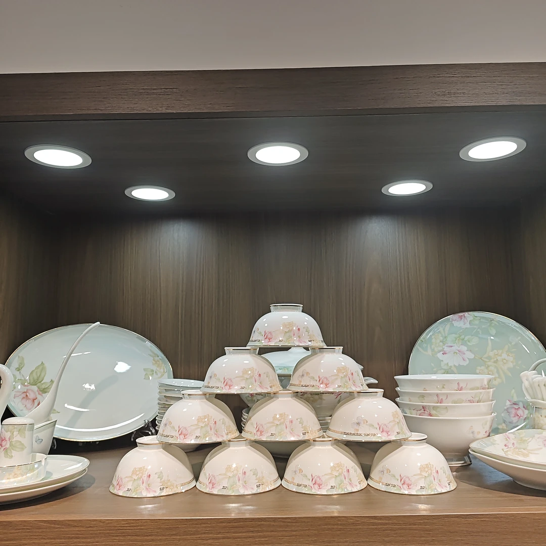 62件落英缤纷景德镇中式家用套装