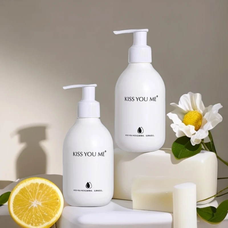 KISSYOUME洗面奶清洁清爽瓶装脸部清洁洁面乳洗面奶