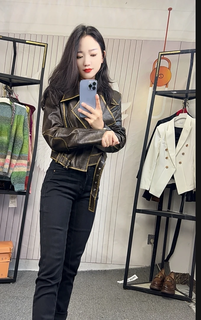 秋季新款时尚小皮衣女显瘦小个子机车服pu皮夹克短款上衣