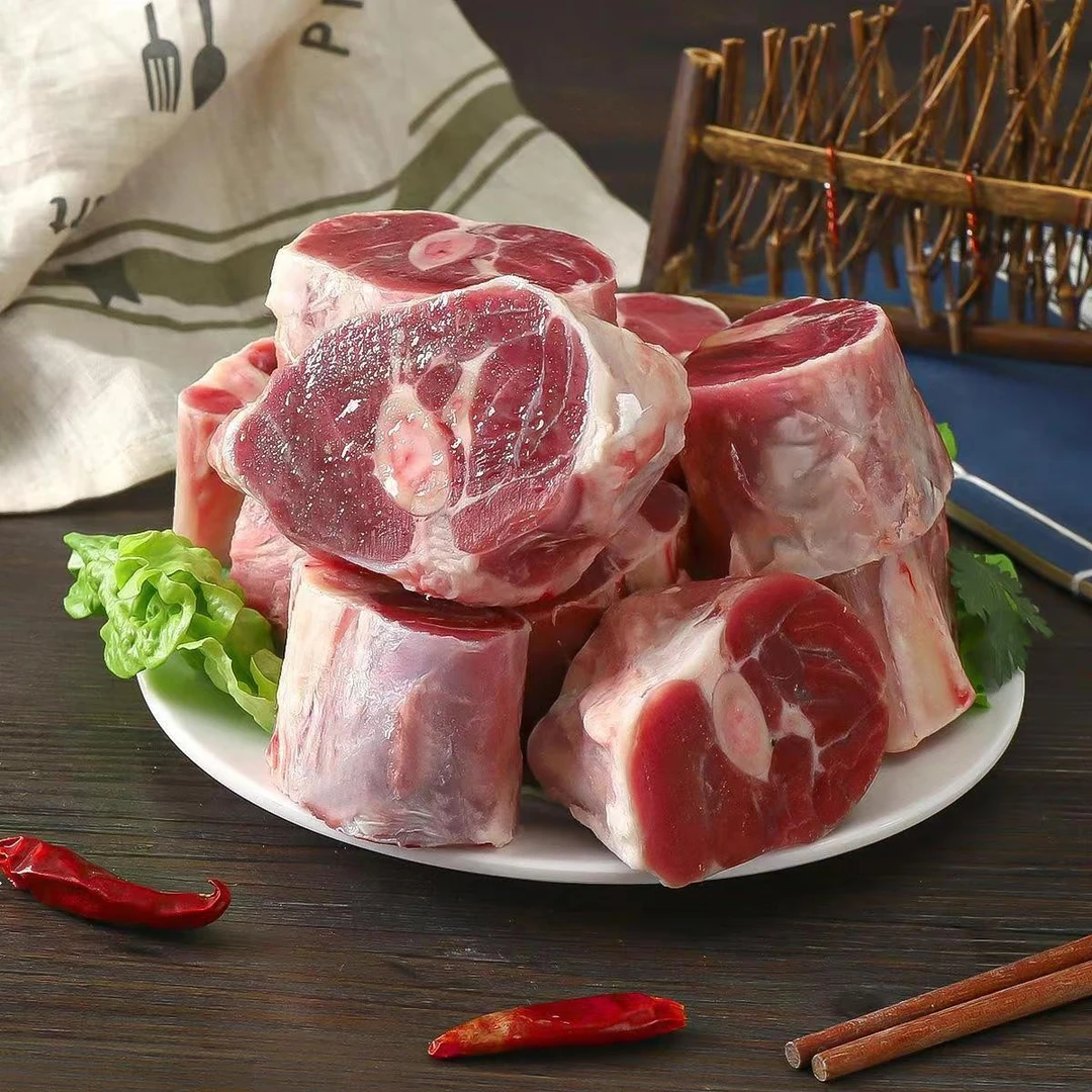 严选新鲜整根羊小腿切块内蒙古羔羊腱子腿羊腿速冻乳羔羊肉质鲜嫩