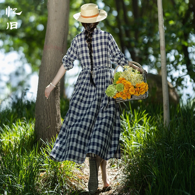 现货3139【圆舞曲】复古怀旧蓝衬衫领连衣裙女夏方格子亚麻系带长裙