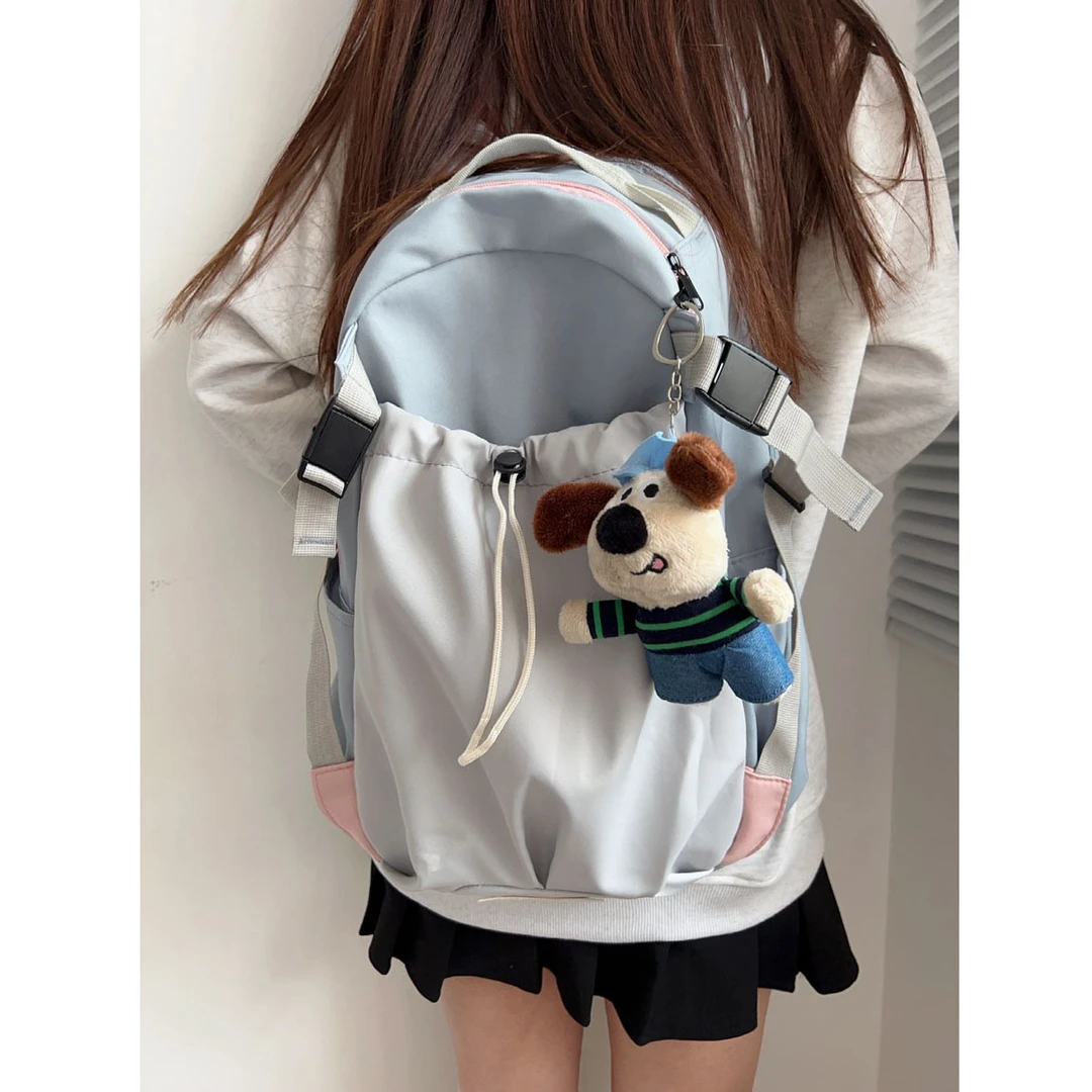 户外徒步登山包双肩包女大学生书包初中男女通勤轻便旅行背包ins