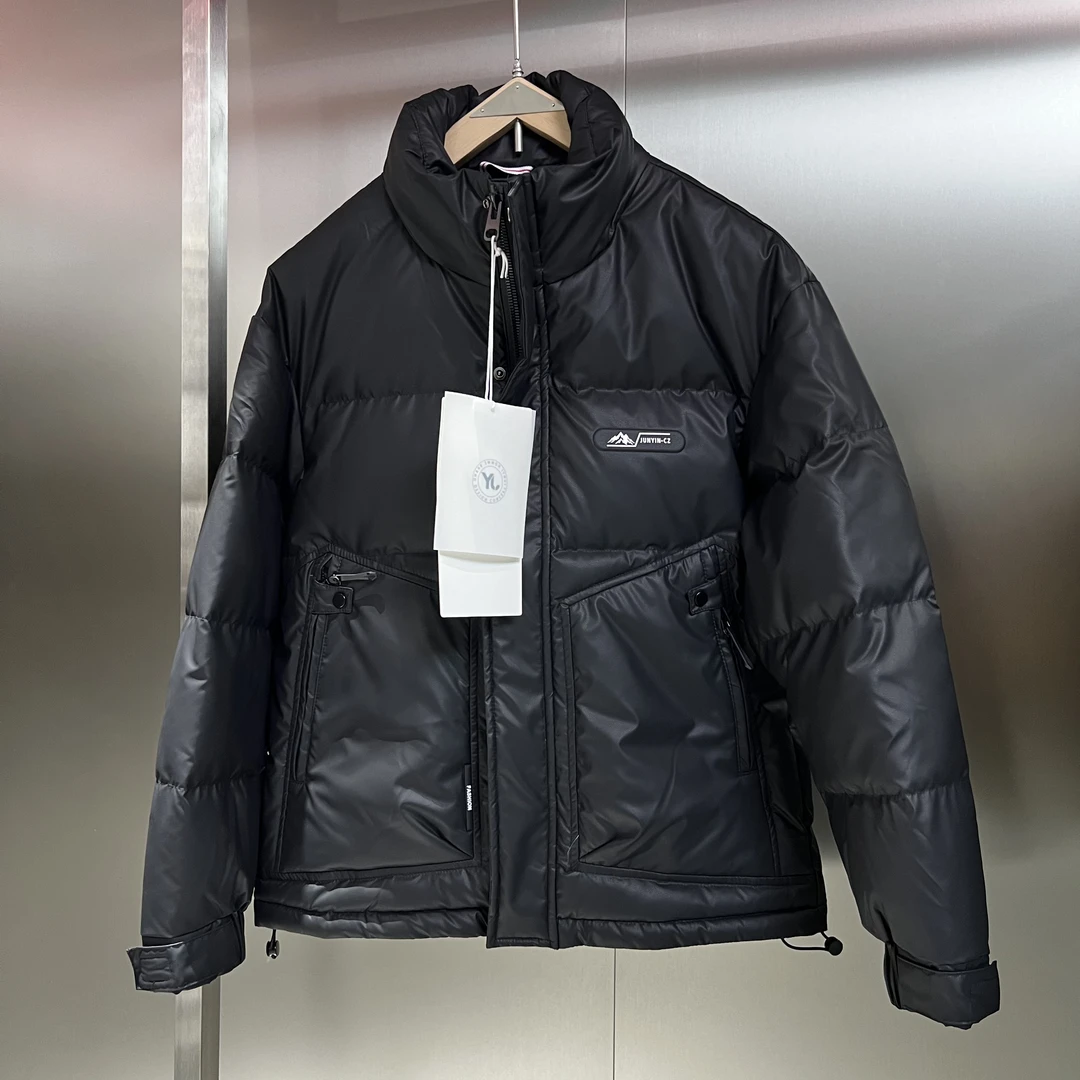 8628羽绒服防风立领时尚百搭潮流经典黑色加厚保暖休闲简约男士