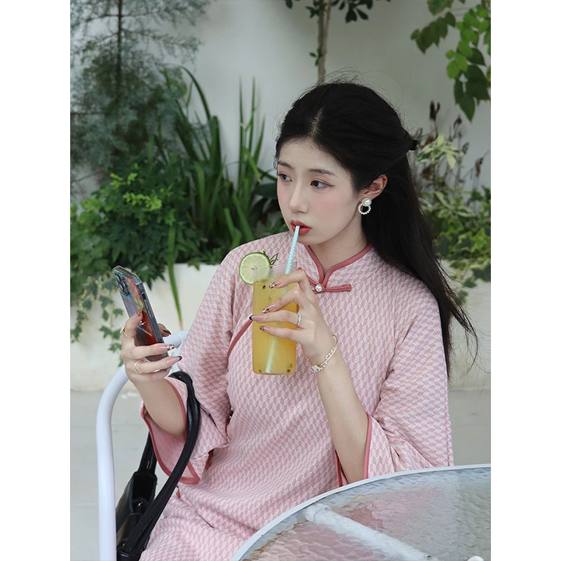 粉苏古法全开襟旗袍新中式2024新款针织秋冬倒大袖年轻款少女宽松