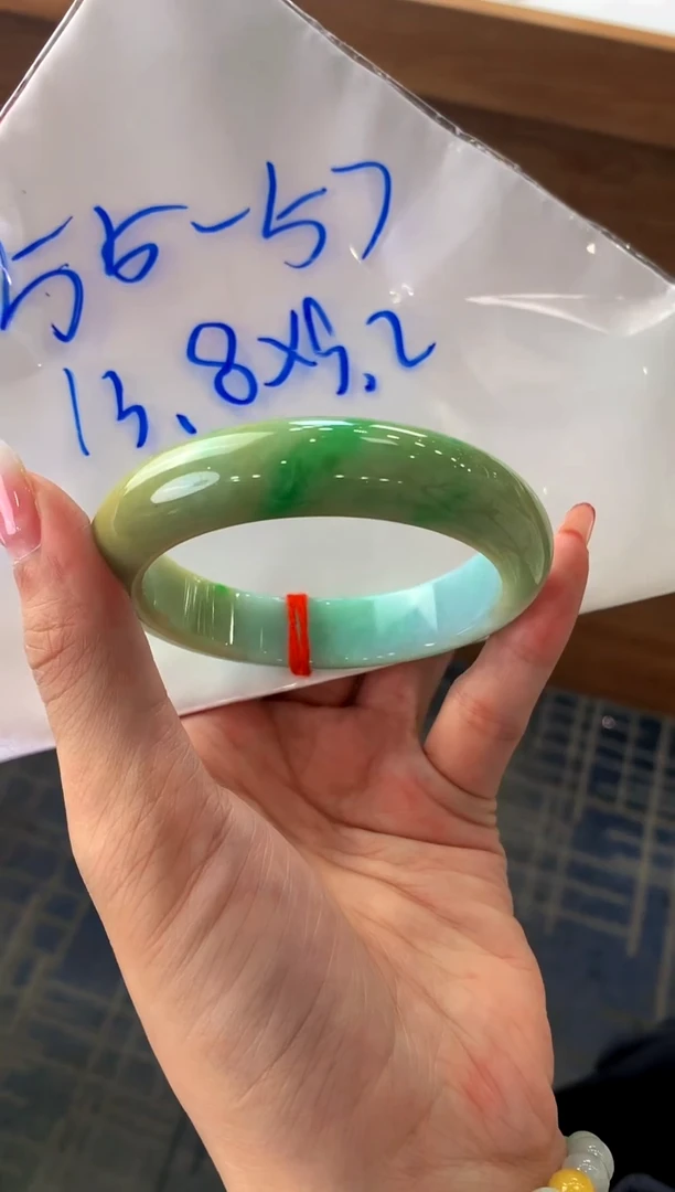 【闪购商品】翡翠手镯未镶嵌缅甸天然A货翡翠1