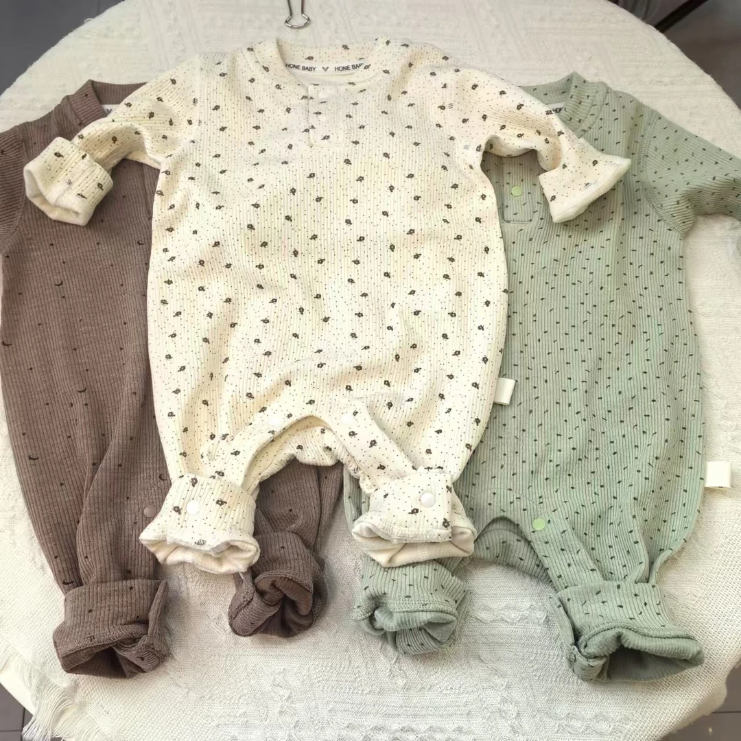 四季0-18个月男女宝宝婴儿家居包边打底灯芯暖绒连体衣