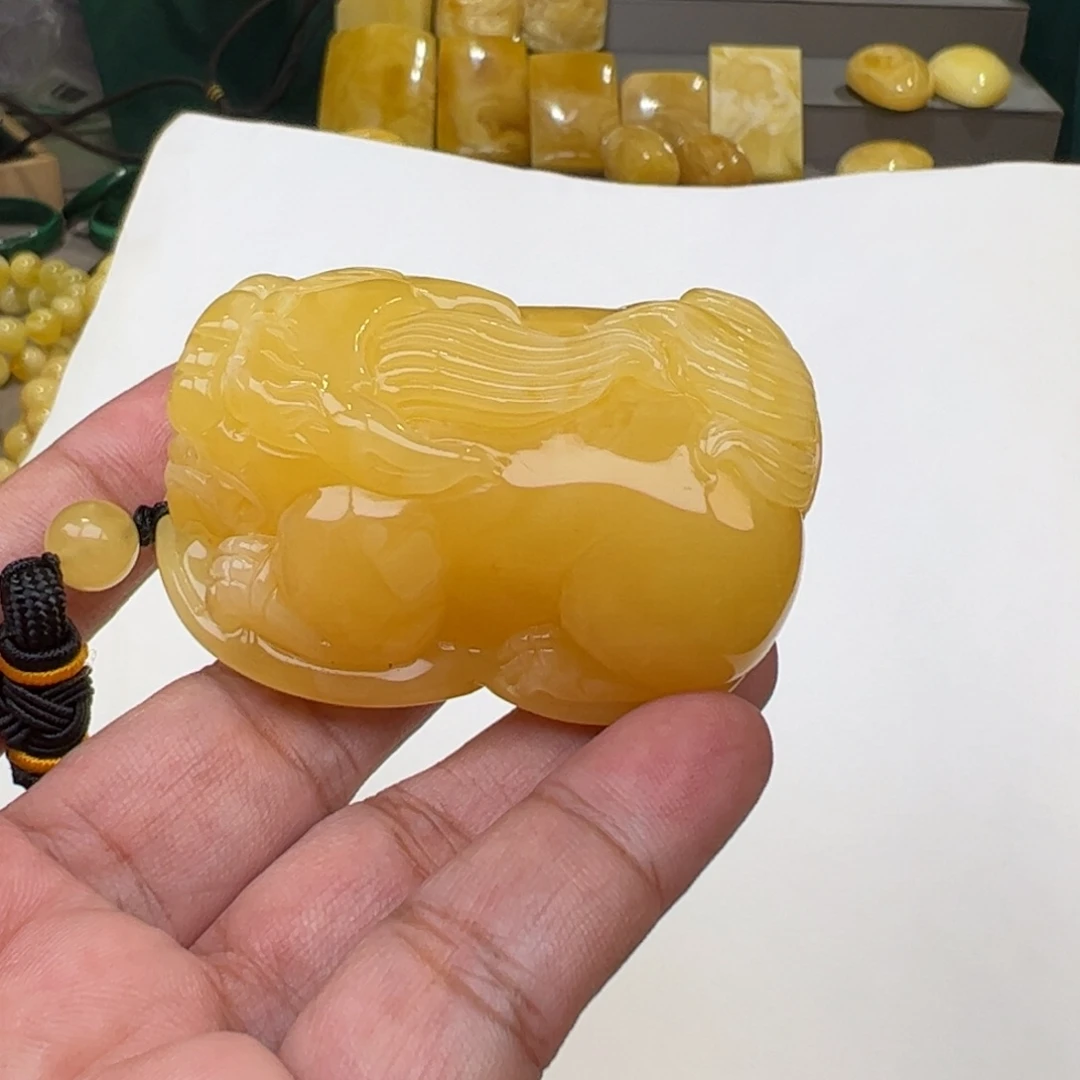 【闪购商品】琥珀裸石未镶嵌60.5克