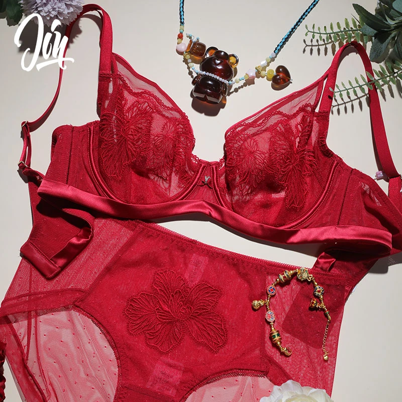 【红红火火】大胸显小本命年大红色龙年女士正红内衣性感调整型文胸