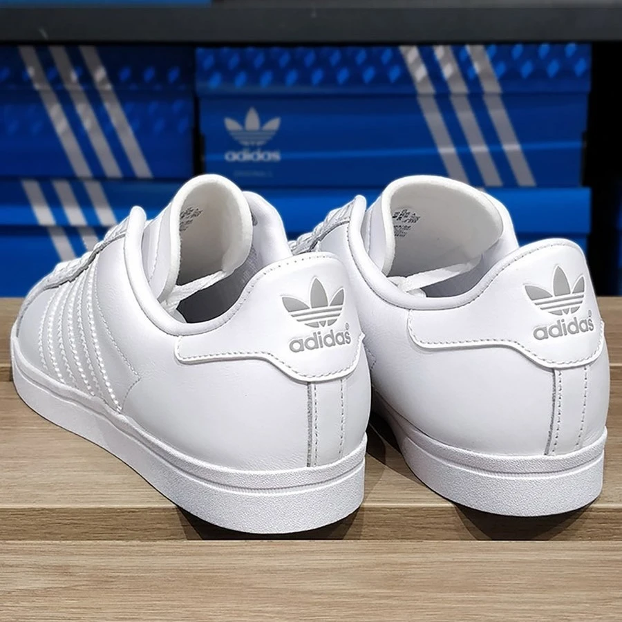 Adidas/阿迪达斯春秋女子户外运动休闲轻便百搭小白鞋板鞋 EE8903