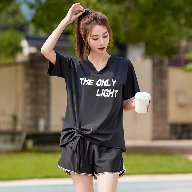 泳衣女2025新款泡温泉ins风学生网红遮腿显瘦分体保守运动宽松