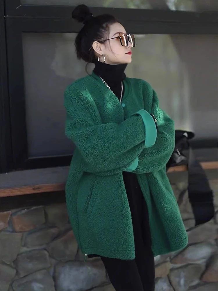 短款秋冬厚外套女皮毛一体2023新款慵懒风小个子绿色高级感上衣