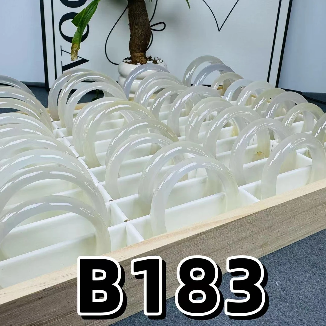 B183 玛瑙/玉髓手镯直播链接
