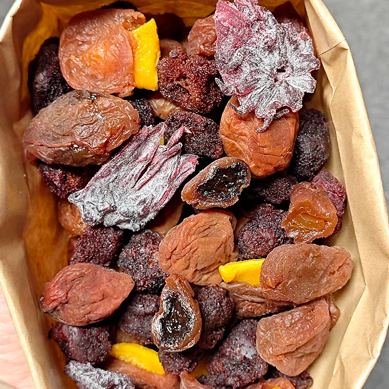 等一味|梅子控挚爱 梅好大杂烩 梅有芒果黄桃草莓一包酸甜香零食