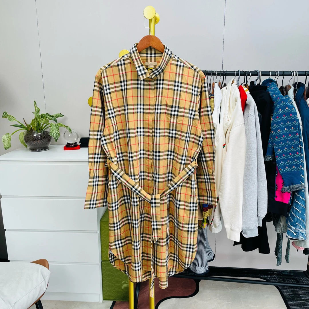 99新 BURBERRY/博柏利 格纹新款连衣裙 uk14码 99新