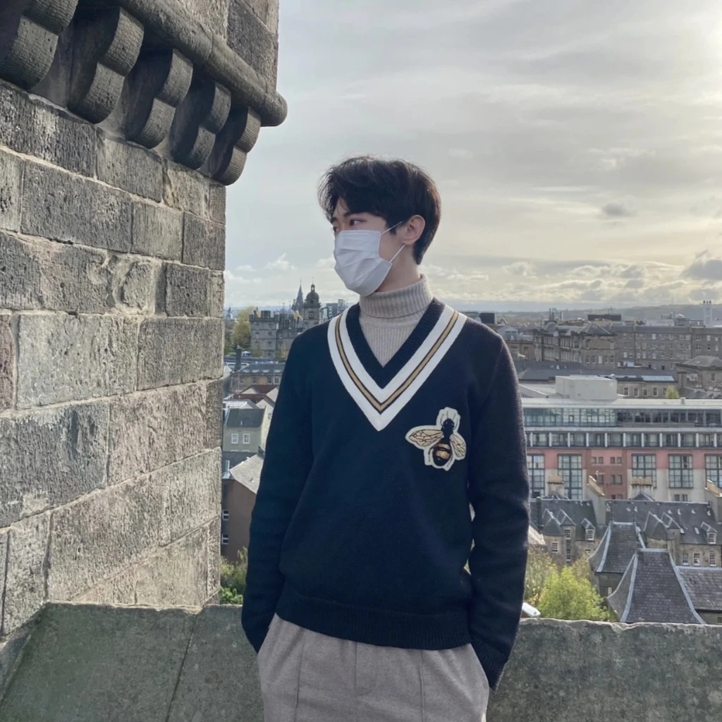99新 GUCCI/古驰 Gucci 黑色小蜜蜂毛衣 公价8200 XS码/99新