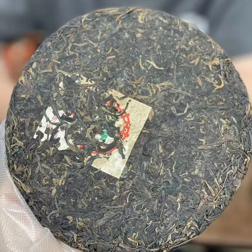 九十年代铁饼普洱生茶收藏级