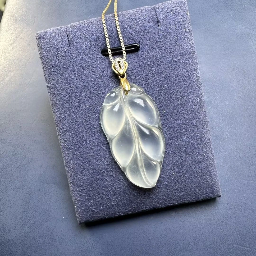 高冰种叶子冰透吊坠锁骨链金枝玉叶 事业有成 起冰起荧光无优化