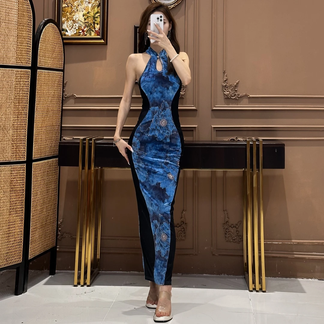 气质女人味轻奢立领无袖迷路蓝缕显瘦性感包身时尚百搭开衩连衣裙