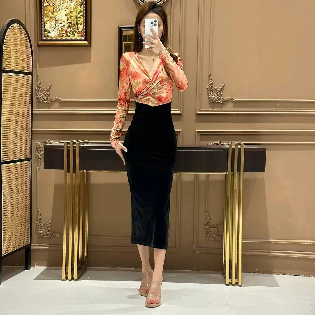 气质女人味轻奢V领长袖拼接丝绒落日黄昏显瘦包身百搭开衩连衣裙