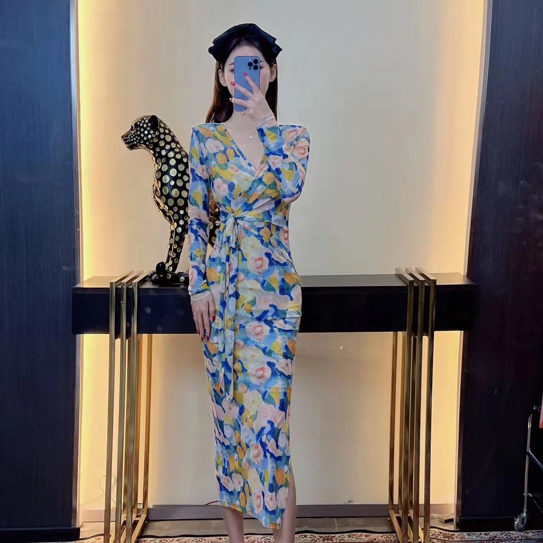 2025春夏款网纱V领绑带长袖海棠醉日显瘦包身修身百搭开衩连衣裙