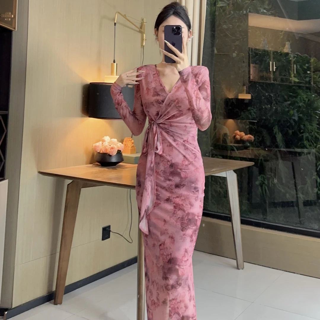 气质女人味轻奢V领绑带长袖幽兰春阳显瘦包身修身百搭开衩连衣裙