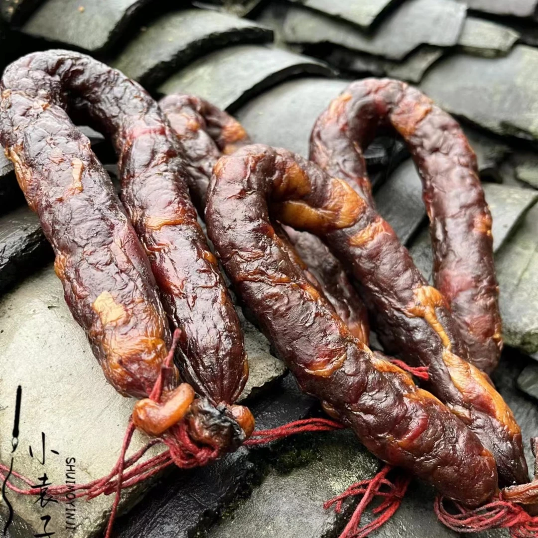 湘西农家柴火熏制香肠
