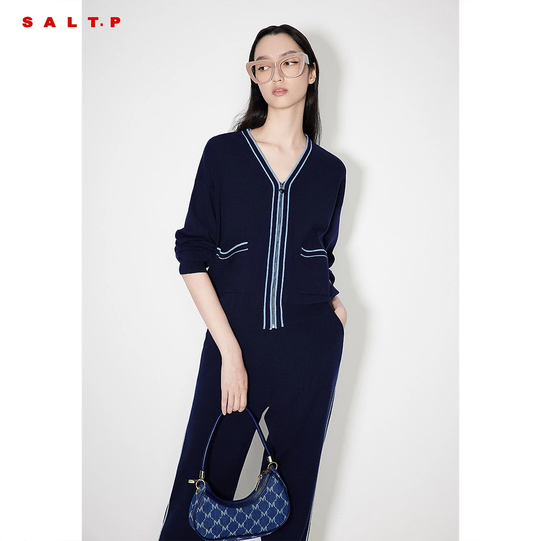 SALT.P可颜v领撞色条纹学院风莱赛尔拉链开衫秋款