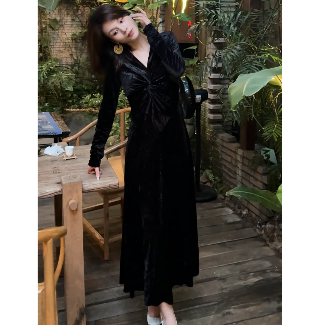 【刘真真黑曜女王】Z122 法式高级感丝绒长裙冬季新款连衣裙小黑QC