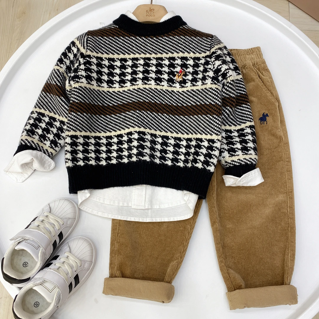 秋冬圆领套头毛衣宝宝毛衫花色大牌毛衣打底中大童男宝宝厚款上衣