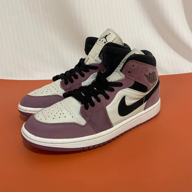 40.5码 aj1浆果粉 市价999 二手有原盒 95新