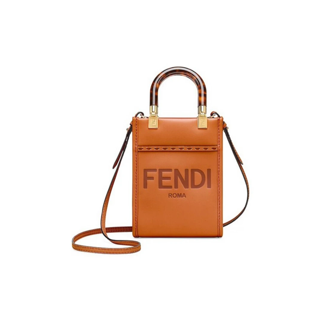 全新未使用 FENDI/芬迪 肩带牛皮革托特包Tote包 中号