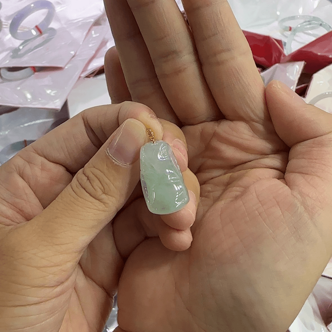 【闪购商品】翡翠颈饰未镶嵌翡翠