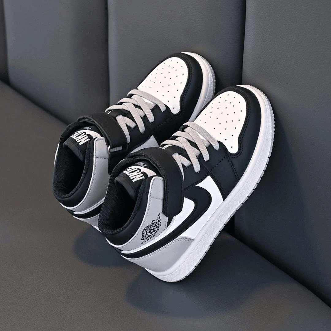 大黄蜂AJ男童高帮板鞋2025春秋新款黑白熊猫休闲鞋女童鞋运动鞋潮