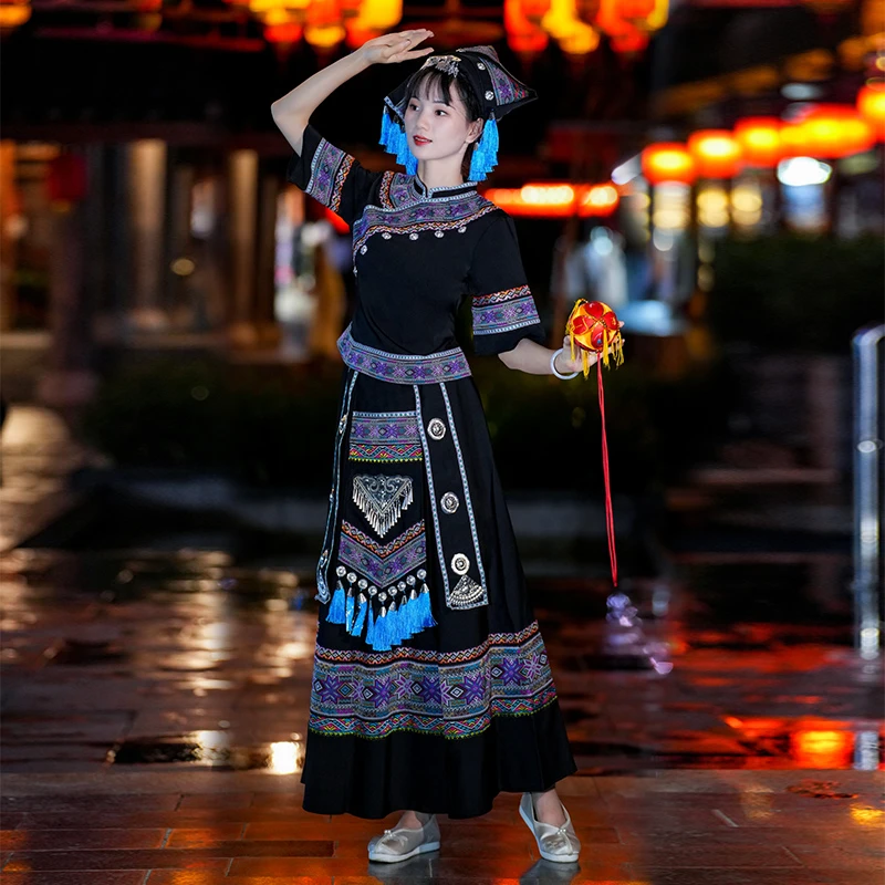 新款壮族服饰表演女三月三广西少数民族贵州苗寨苗族舞蹈演出服饰