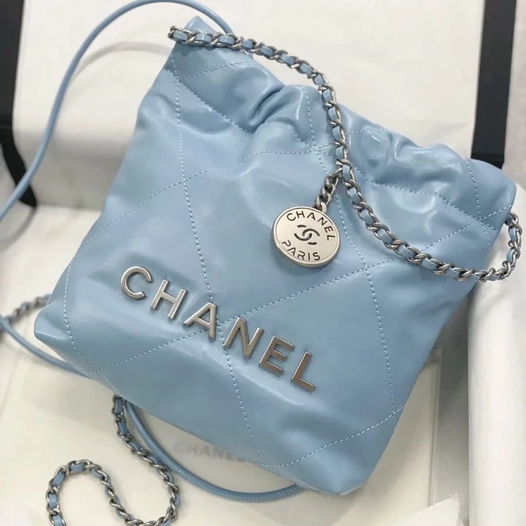 全新未使用 Chanel/香奈儿 7姐专场/baby蓝银扣 mini 22bag