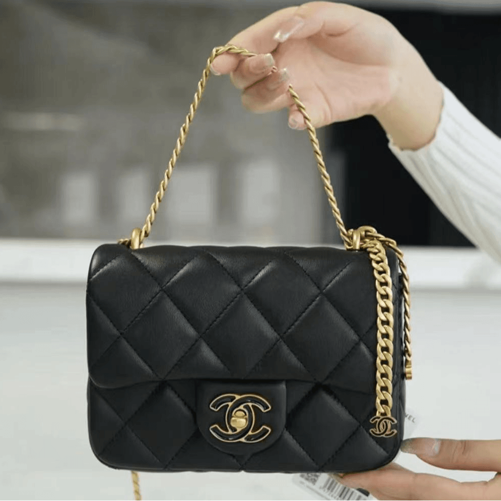 99新 Chanel/香奈儿 蔚蓝/珐琅扣 22P 黑金方胖子