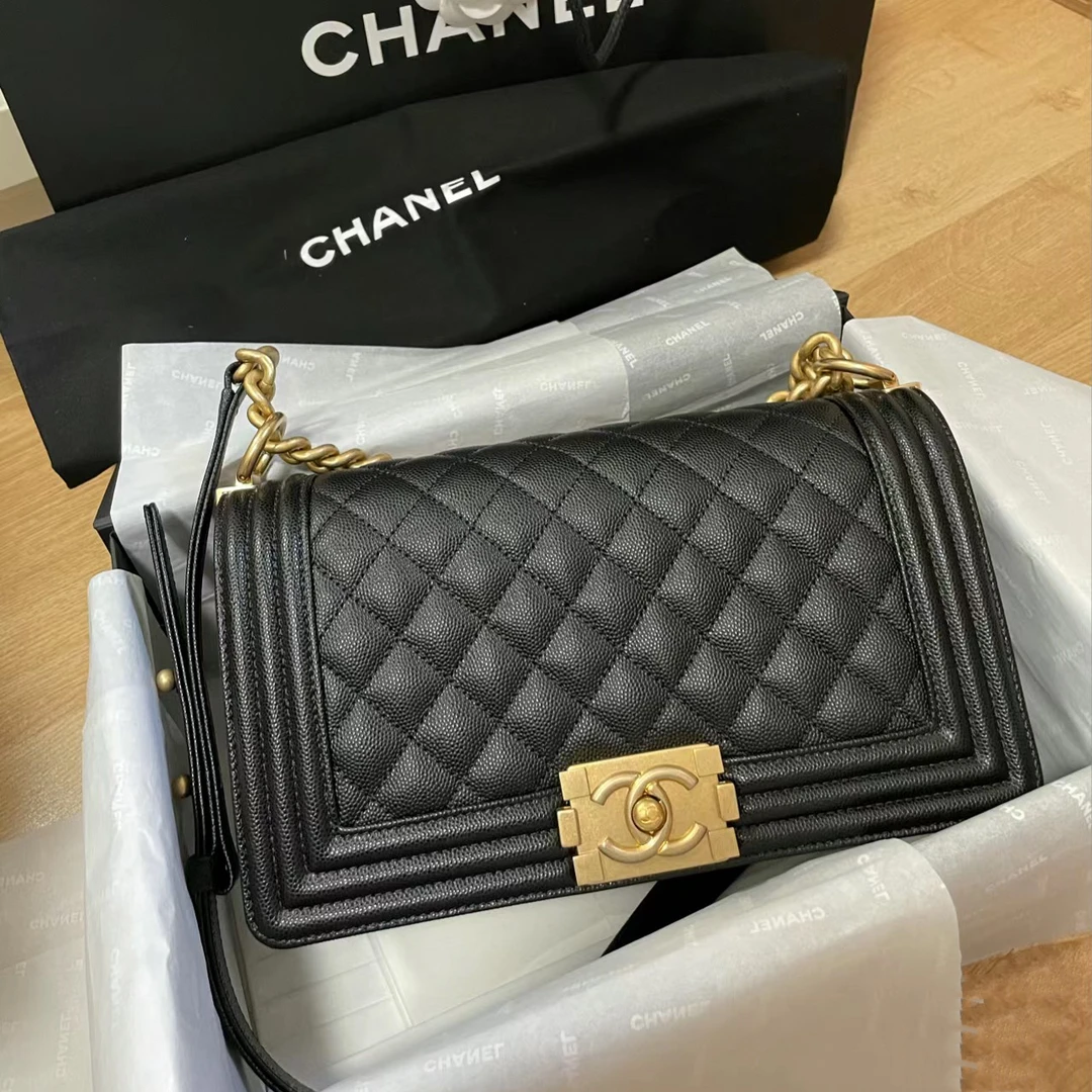 全新未使用 Chanel/香奈儿 蔚蓝/黑金荔枝牛 中号 leboy 链条包