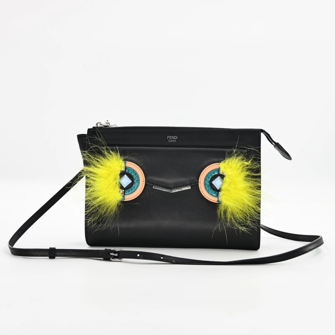 95新 FENDI/芬迪 单肩包/市场价10700/JM220927020