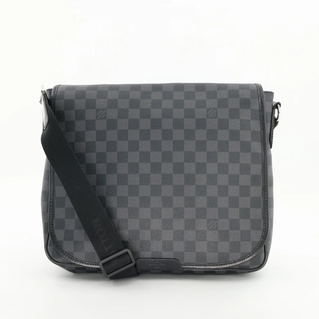 95新 LouisVuitton/路易威登 单肩包/市场价12800/JM230828001