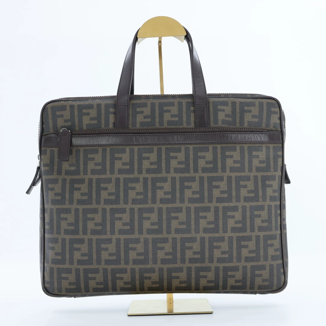 95新 FENDI/芬迪 单肩包/市场价9200/JM221206003尾款/勿拍
