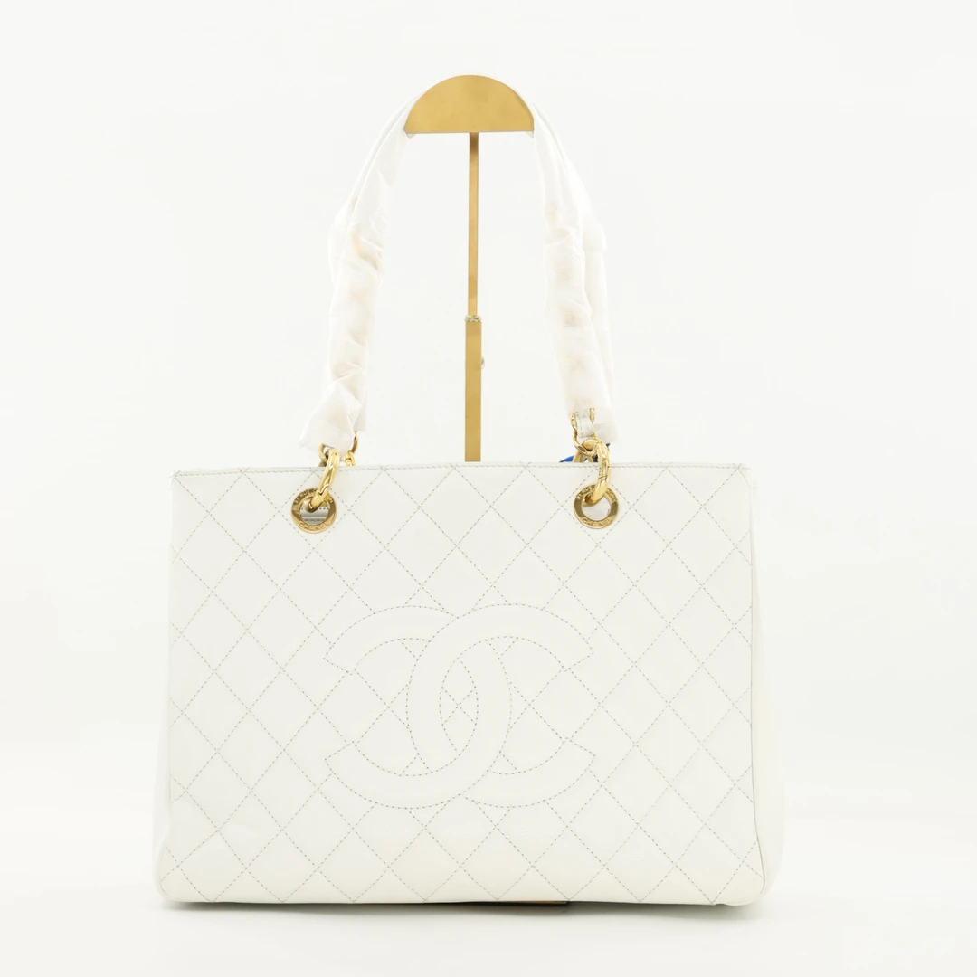 95新 Chanel/香奈儿 鱼子酱中号GST包/JM230523005