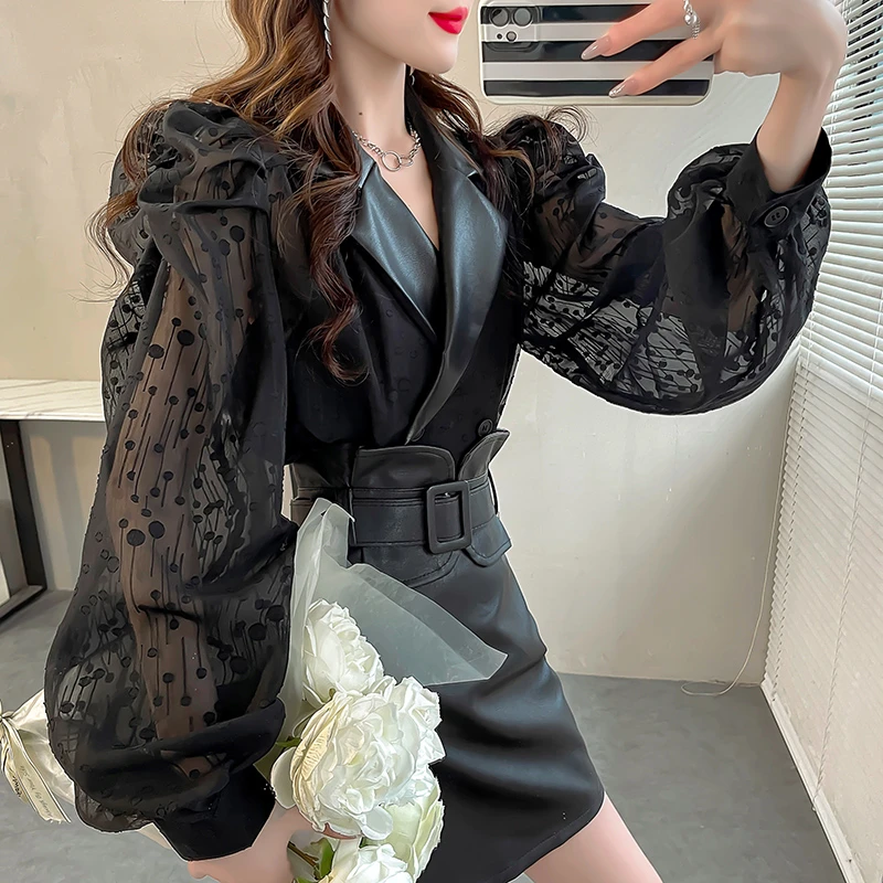 PU皮西装领拼接雪纺印花衬衫女款外穿早春气质上衣时尚泡泡袖衬衣