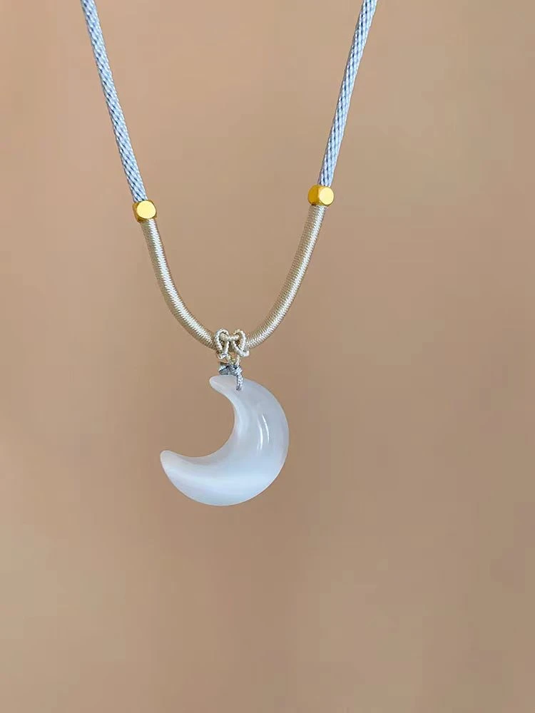 合金布艺项链 白月光吊坠项链女小众可爱月亮锁骨链 爆款猫眼吊坠