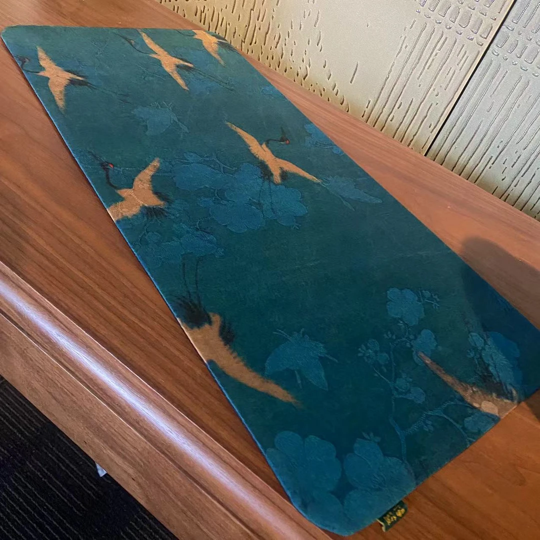 【慢蓝】白鹤遨游真丝香云纱圆角茶席垫50*24cm（MLS028）